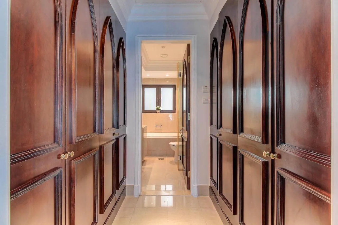 Durrani Homes - Souk Al Bahar Luxury Living With Burj & Fountain Views ドバイ 0*,  アラブ首長国連邦